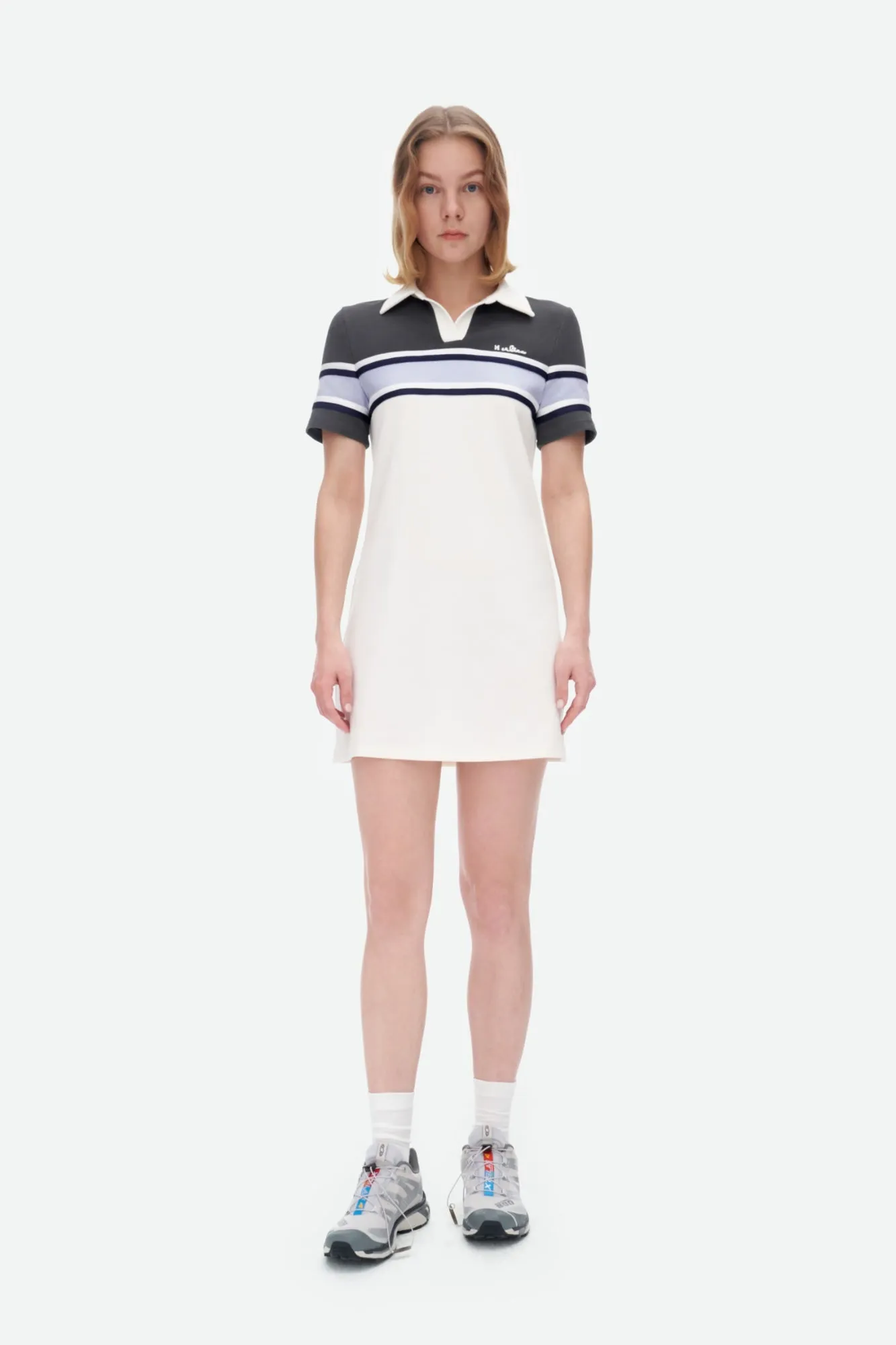 Collar Polo Dress in White-