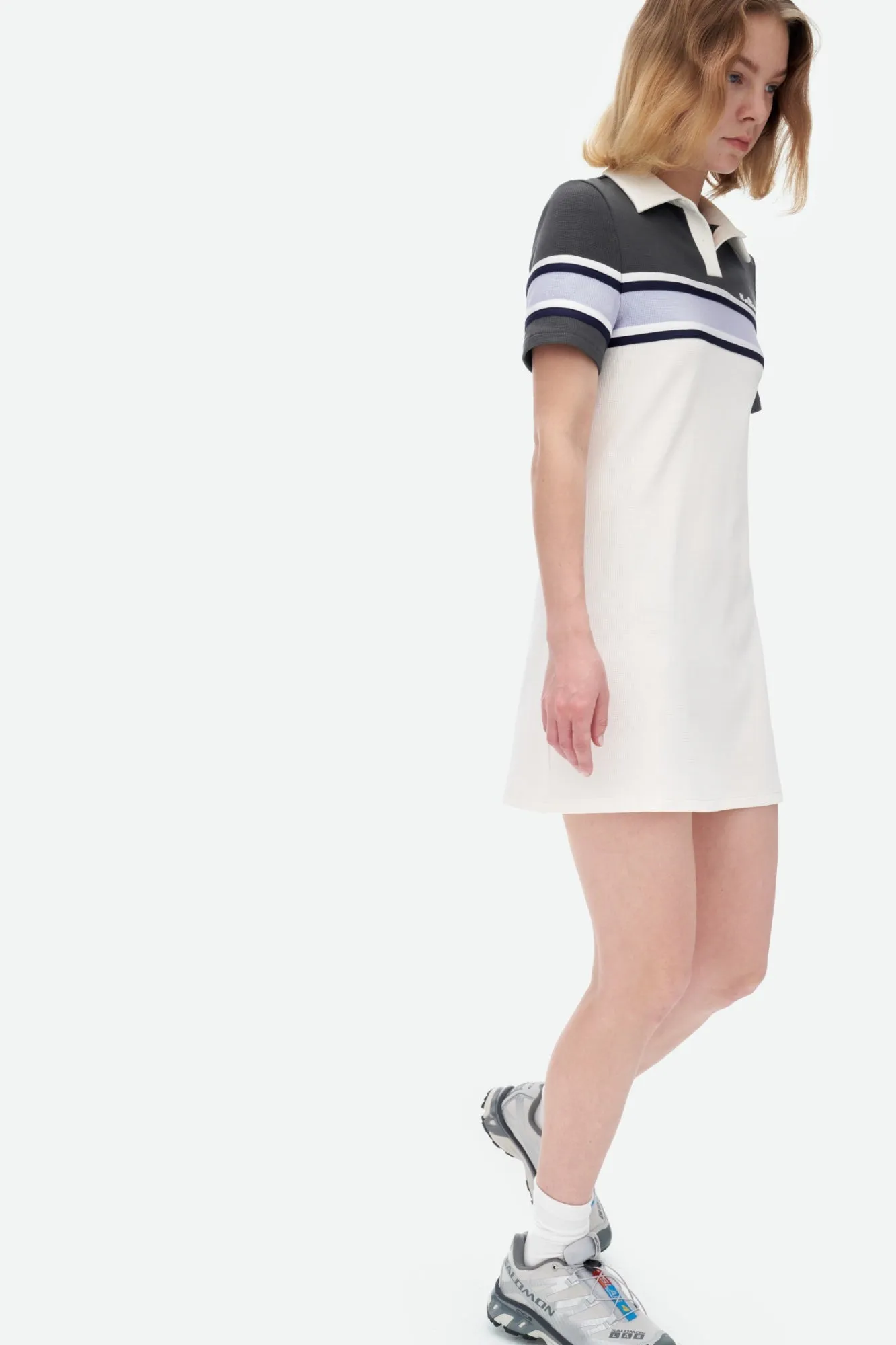 Collar Polo Dress in White-