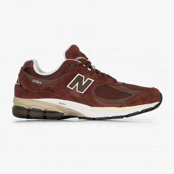 New Balance M2002RFF in Brown